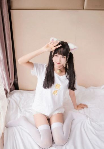 啊v在线播放_1080P高清在线