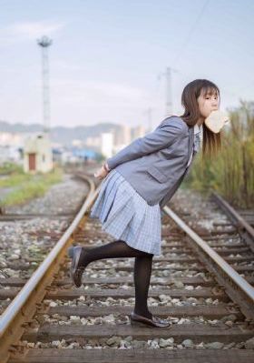 电视剧《小巷人家》免费_720电影完整版