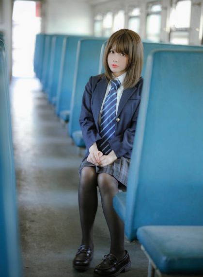 《女神宿舍的管理员》_DVD在线手机播放