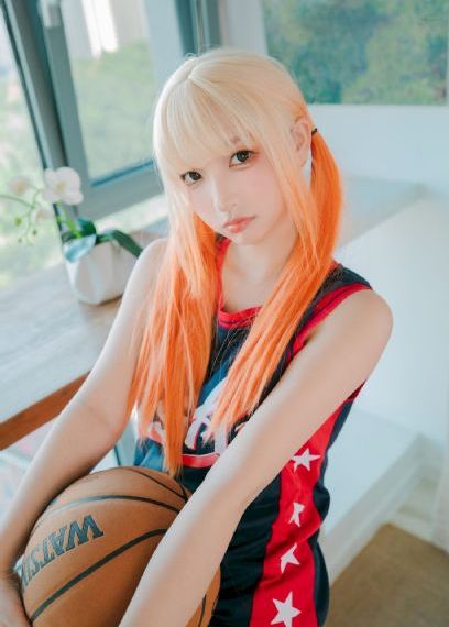 热线女孩在线播放_中英字幕1080