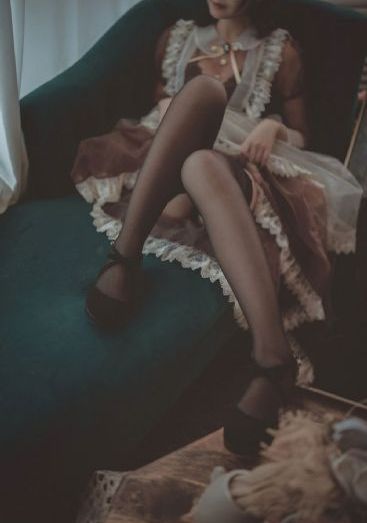 姐姐的朋友电影在线_十万网红美女美酱