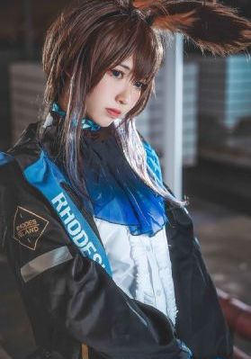 雪在烧_国产剧动漫在线观看